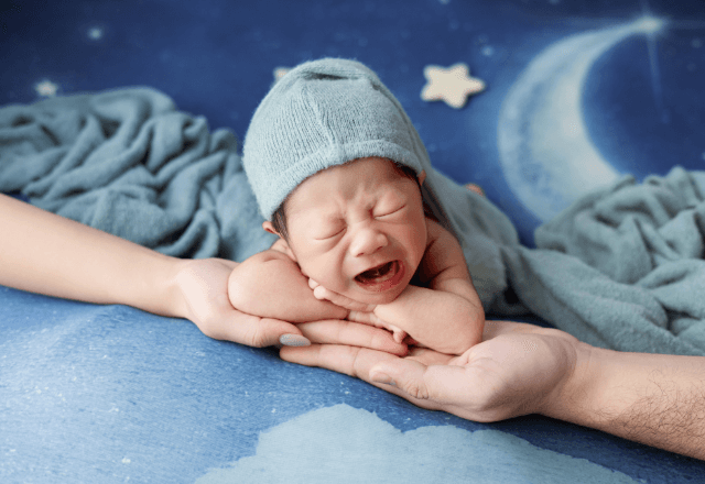 赤ちゃんの涙に寄り添う！泣き止まない理由と安心できる4つの対策