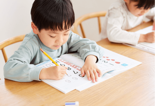 やる気を引き出す！リビング学習を格上げする便利グッズと環境づくり