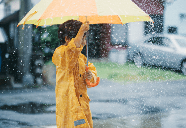 私「それ娘の傘ですよね」ママ友「勘違いじゃない？」盗まれるも後日⇒娘「実はあの傘…」私の一言で形勢逆転