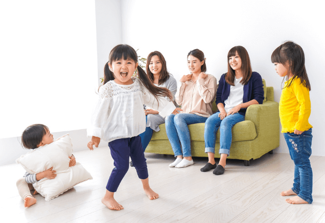お友だちの家での「お約束」。我が家とのルールの違いを、どう伝えるか。