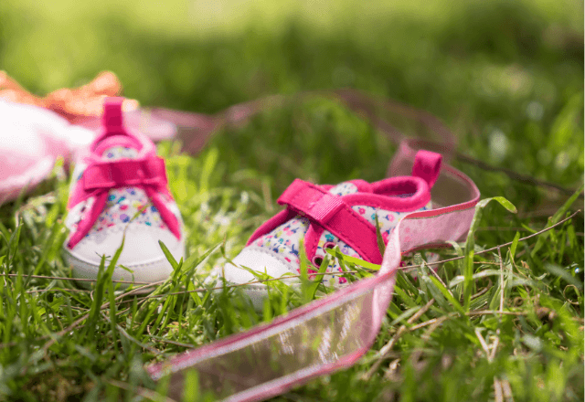 子どもの靴を落とさない！100均でも買えるベビーシューズクリップが優秀
