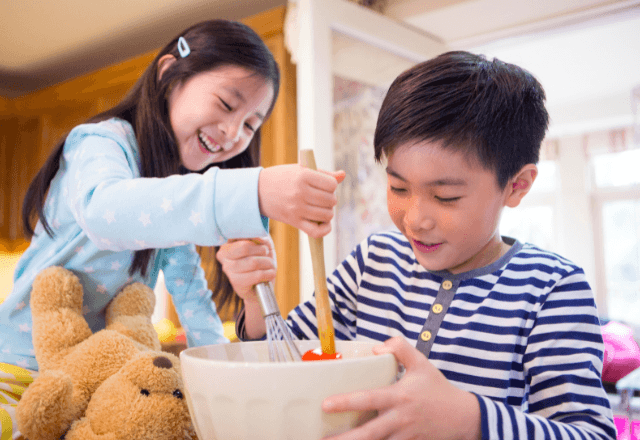 週末はおやこでお料理！クッキングトイで楽しむ遊びと食育のコツ