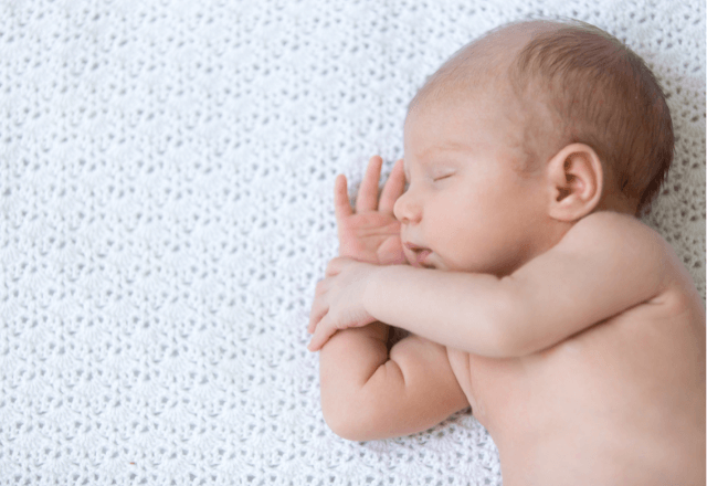新生児の肌着はこれで完璧!種類と季節に合わせた選び方を解説