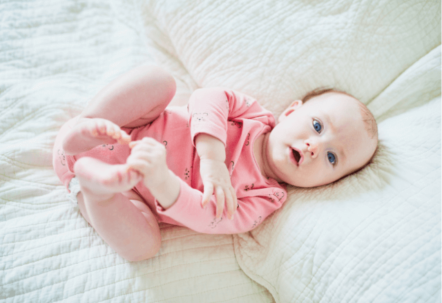 4ヶ月ベビーの睡眠時間は？生活リズムを整えて夜ぐっすり眠るコツ