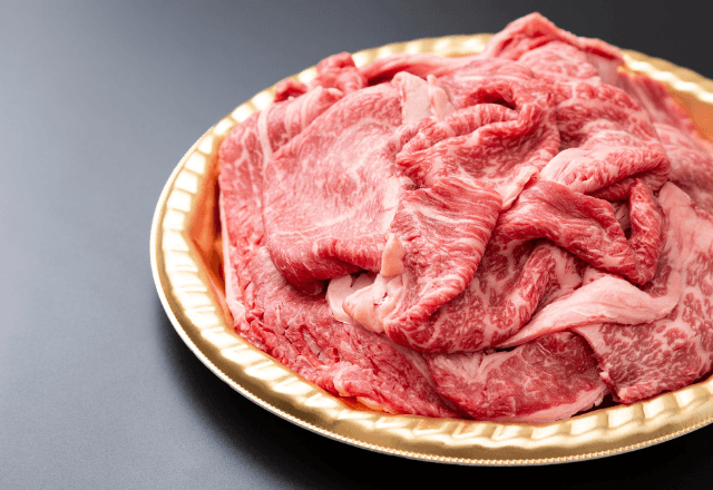 同居初日…「夕飯は任せて！」義母が作ったすき焼きに違和感。直後⇒【衝撃の光景】に家族で爆笑…！？