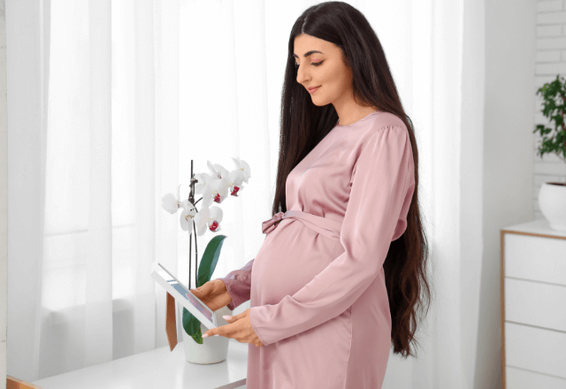 セルフで残すマタニティフォト！屋外撮影のベストなコツ