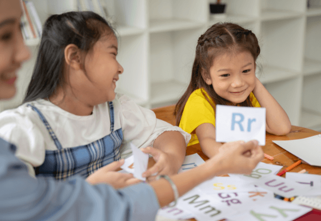 子どもの英語教室はいつから？気になる費用や上手な選び方を分かりやすく解説