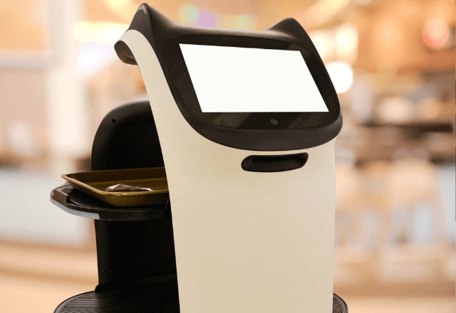 ファミレスで…男「ロボットがぶつかってきた！」店員「すみません…」直後⇒客「あの…」男が青ざめて―！？