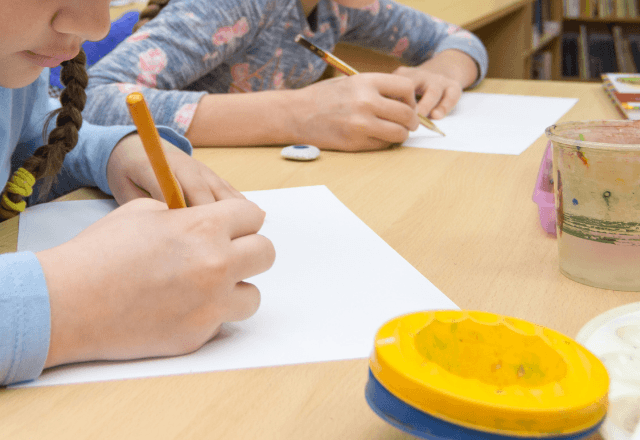 「うちの子だけ習い事してない…」の焦りが即消える！プロが教える"何もしない時間"のすごい効果