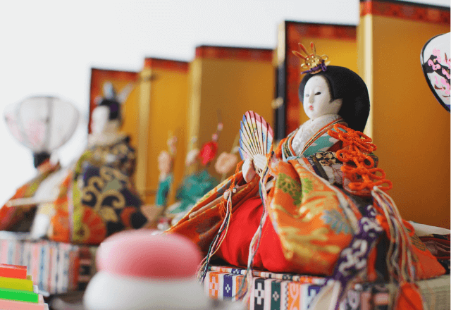 雛人形を長持ちさせる収納術！購入時の箱を卒業してスッキリ保管