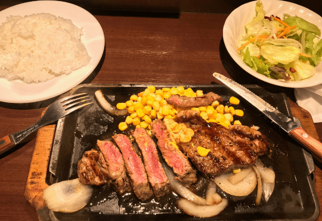 20分待つ私「料理まだですか？」店員「確認します」だが提供直後⇒「お下げします」皿を奪われて―！？