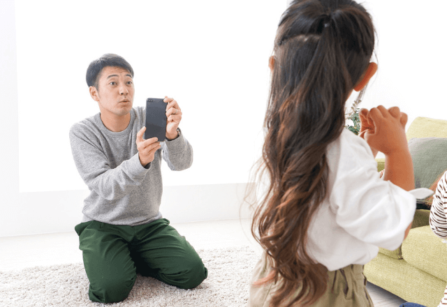 「子どもの写真を SNS に投稿していい？」と迷うあなたへ｜保育士視点で考えるリスクと配慮点