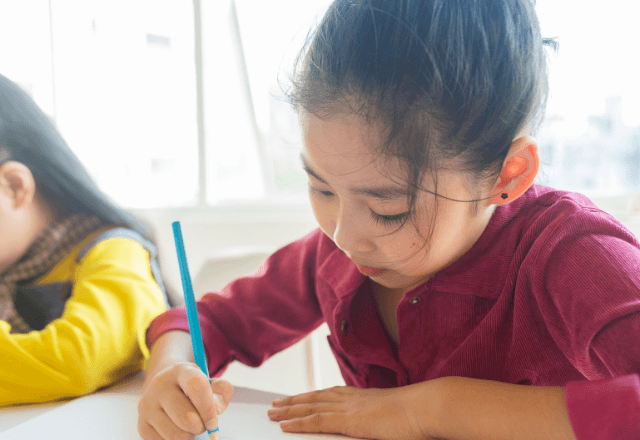 狭い間取りでも大歓迎！おやこで楽しむリビング学習のコツ