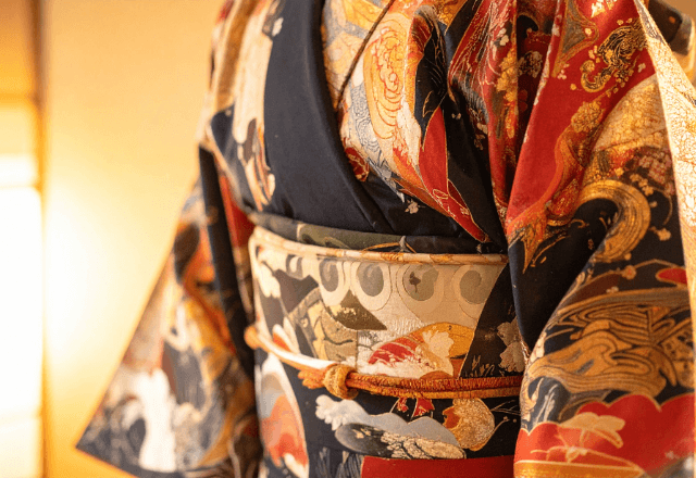 入園式で…【和装NG】を無視したド派手家族。さらに⇒式中に見せた【非常識すぎる行動】に唖然…