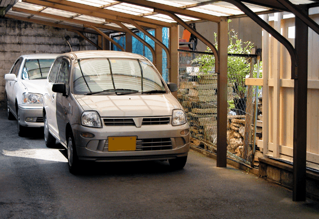 帰省中…義母「私の彼氏よ」男性「よろしくね」だが数時間後⇒「二度と来ません」車に飛び乗ったワケ…