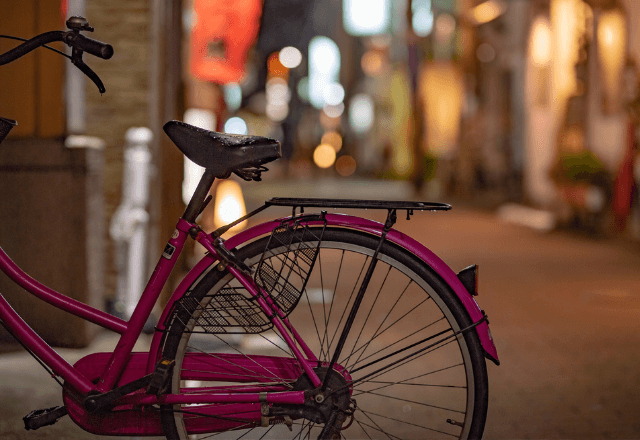 居酒屋の客引き「ほぼ300円だよ！」友人「行こ！」だが入店後⇒「走るよ！」震えながら店を飛び出たワケ…