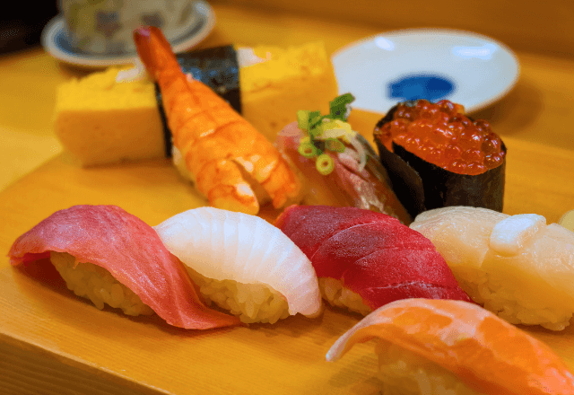 高級寿司店で…「お前の店だろ？100万円の会計タダで（笑）」と言う元同級生。しかし⇒「その店って…」「へ？」