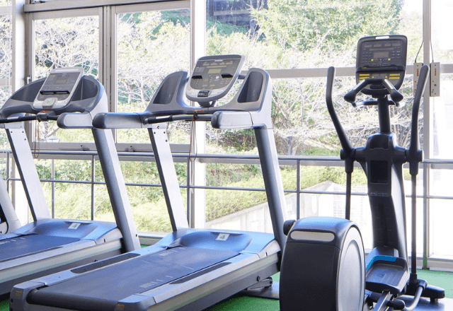 ジムオーナー「100万円のマシンなんて詐欺（笑）契約破棄で！」下請「はーい」⇒開店前日に500店舗から回収した結果