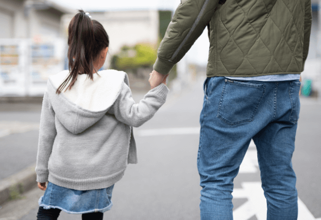 ショッピングモールで…買い物中に消えた夫と子ども。探し回った結果⇒「嘘でしょ…？」衝撃の光景に絶句…