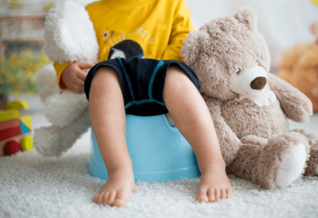 3歳のトイレトレーニングが進まない！嫌がるときの対処法