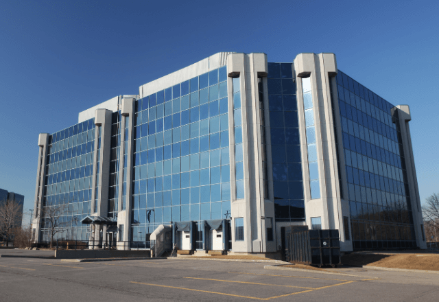 俺「特許の更新に来ました」取引先「…」⇒ガン無視されたので【取引停止した結果】