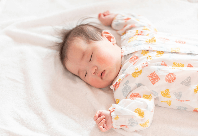 8ヶ月赤ちゃんの寝かしつけ成功術！成長と入眠のコツ