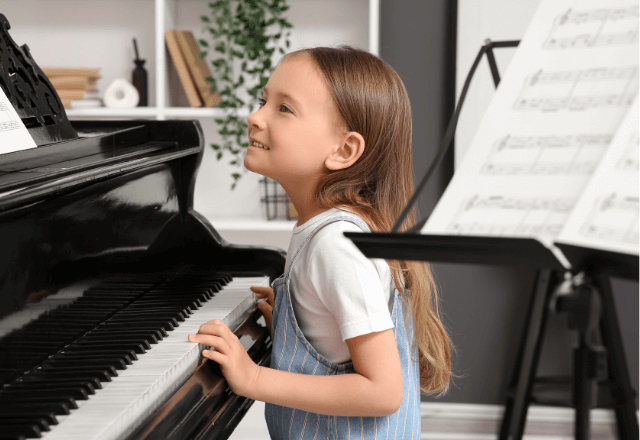 子どもの才能を引き出すピアノ！4歳から始めるメリットと教室選び