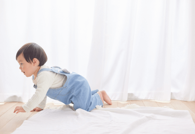 ハイハイ応援！赤ちゃんのために親ができる部屋のアレンジ術
