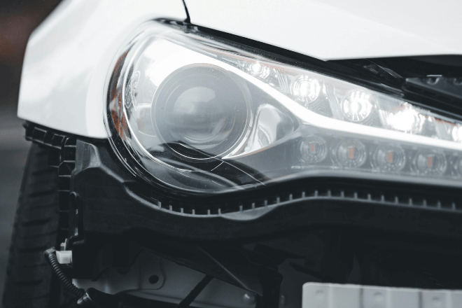 お花見デートの帰り、愛車に“違和感”を覚え車体を確認⇒まさかの『悲惨な状態』に絶句！悪質すぎる犯人に怒り心頭…！