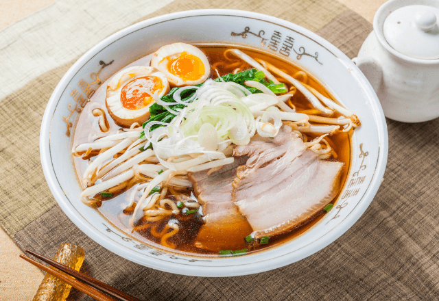 ラーメン屋で…私「食券買いました！」店員「冷やかし？」⇒突然激怒された【理不尽すぎる理由】に唖然…