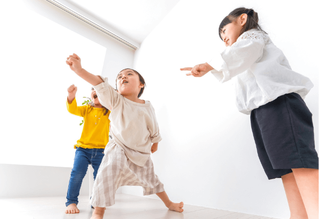 3歳から始める習い事の選び方と人気の種類・費用を解説