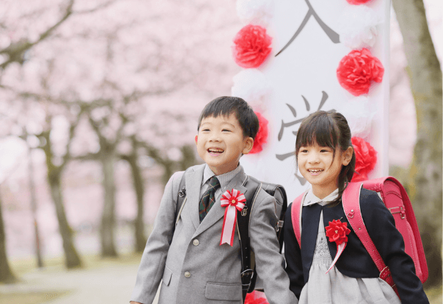 小学校の入学祝い｜金額相場と喜ばれる選び方