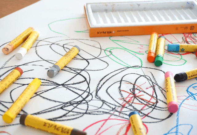 子どもによる壁の落書き対策！簡単クリーンアップ術