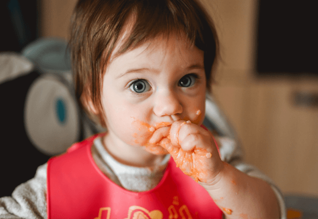 手づかみ食べのメリット|おやこで楽しい食事