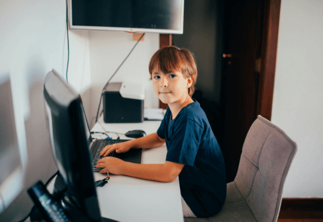 小学校で必修化！プログラミング教育の目的と家庭での向き合い方