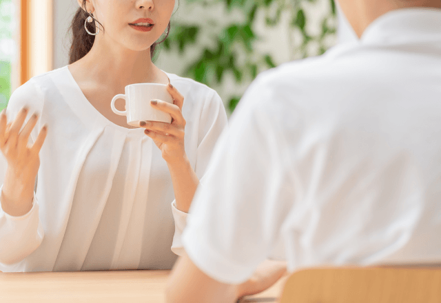 夫「新婚旅行にママも連れてく！嫌なら離婚な（笑）」私「え、私は独身だけど？」⇒勘違いに気づいた夫「待ってくれ」