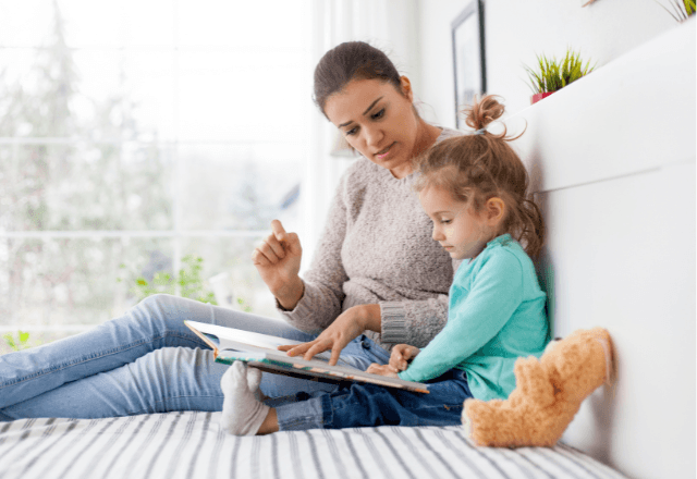 子どもの読み聞かせに大人気！おすすめしたい定番の昔話3選