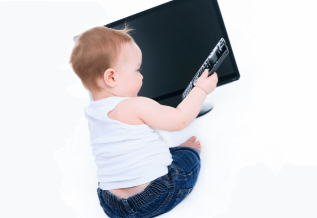 赤ちゃんの安全対策!テレビ台へのいたずらや危険を防ぐアイデア集