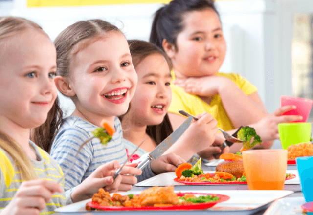 野菜嫌いを克服！食感・見た目を工夫した子どもが喜ぶレシピ3選