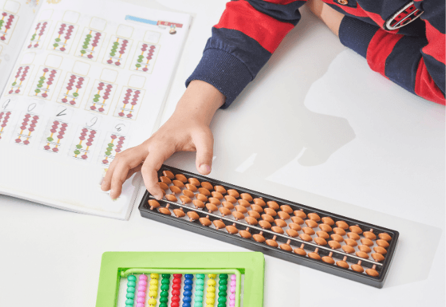 はじめてのそろばん！お家で楽しく学べる基本と数の表し方