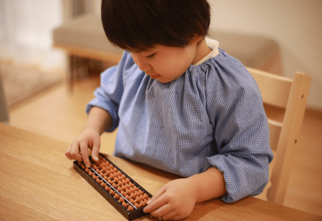 そろばんの始め方ガイド！効果的な導入と教室の選び方