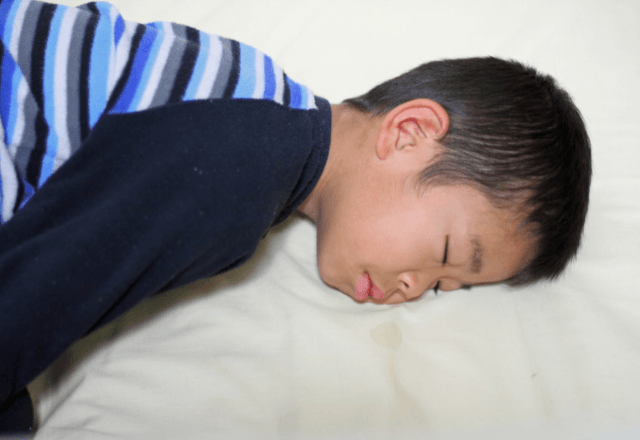 朝が激変！起きない子にかける“たった3秒の声かけ”でスッと布団から抜け出す裏ワザ
