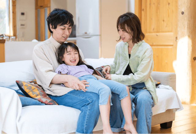 お家時間を笑顔に！おやこで楽しむ室内遊びとアイデア集