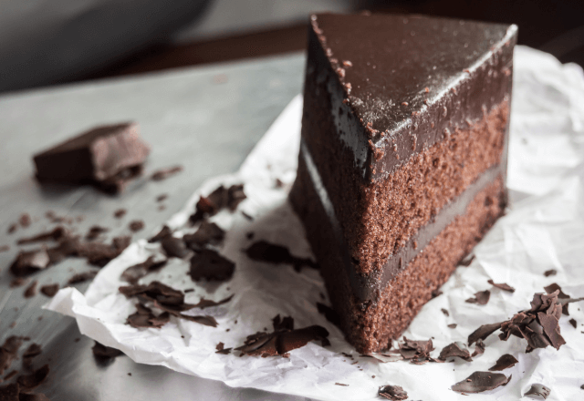 市販の”チョコケーキ”を食べた妻に『蕁麻疹』が！？店に問い合わせた結果⇒店員「申し訳ありません！！」まさかの返答に唖然…