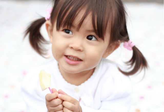 1歳の誕生日を彩る一升餅と選び取り！意味や楽しいやり方を紹介