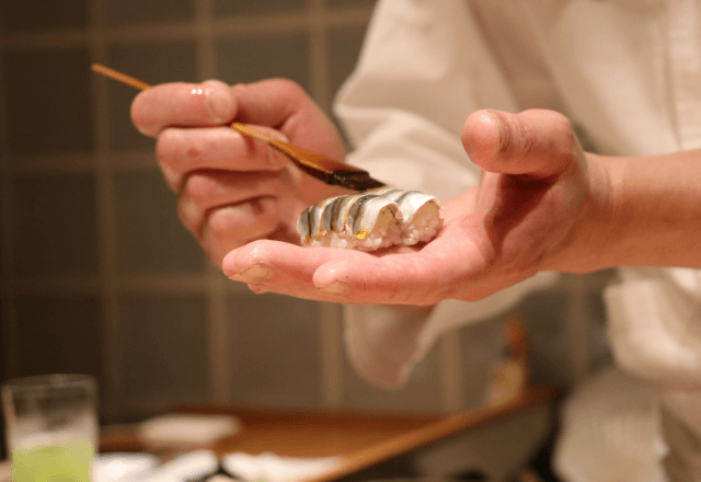 ”高級寿司”を自慢するセレブママ「外食も出来ない貧乏人（笑）」⇒私「家に寿司職人いるけど？」正体を明かした結果