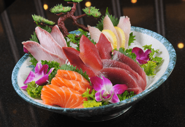 寿司屋で…男「今日の宴会、60名分キャンセルで」店員「はい？」ドタキャンされたので、会社を特定した結果