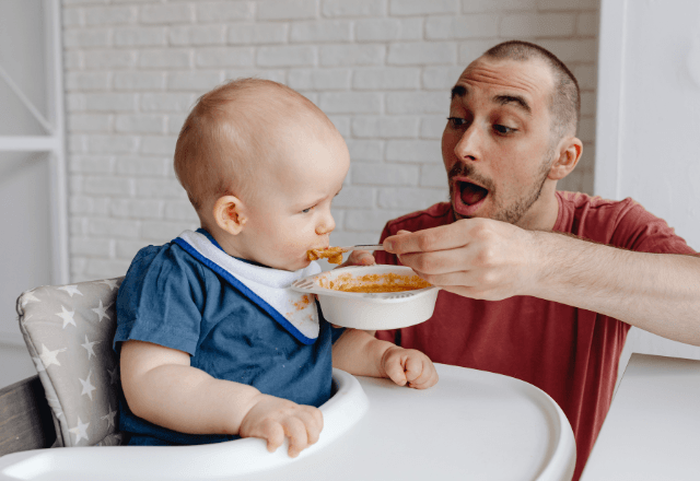 幼児の食事回数はどれくらい？おやつの工夫や味付けを解説