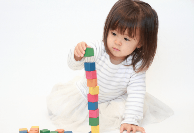 2歳児に最適な木のおもちゃ！おやこの会話や成長を促すおすすめ4選