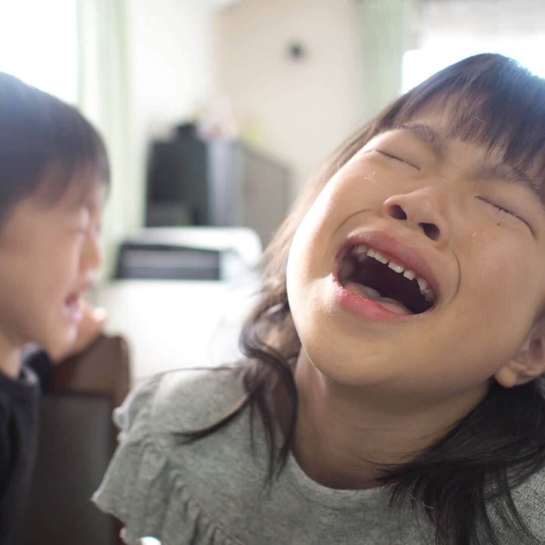 また始まってうんざり…仲裁に入るのも疲れた…絶え間ない「きょうだいゲンカ」を減らすには？